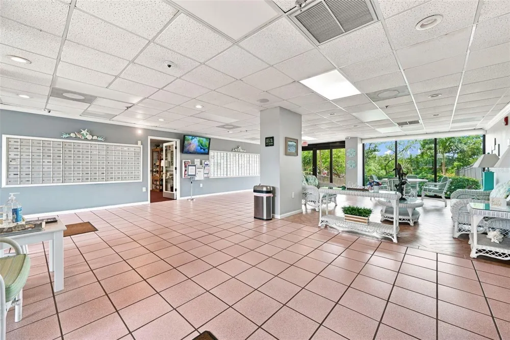 7050 SUNSET DRIVE S #610 South Pasadena, FL 33707
