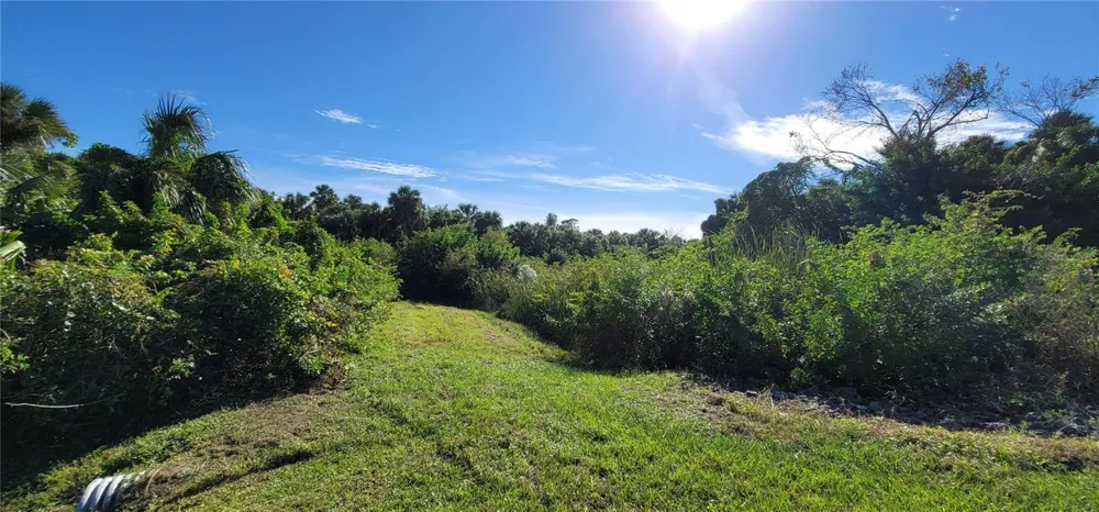 GEARY TERRACE North Port, FL 34288