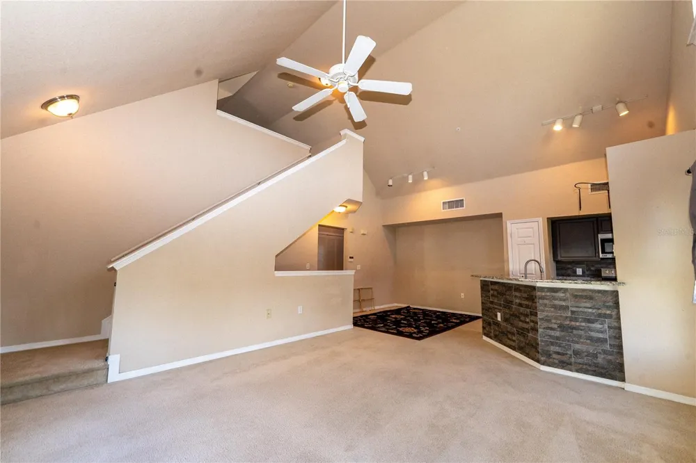 5511 ROSEHILL ROAD #203 Sarasota, FL 34233