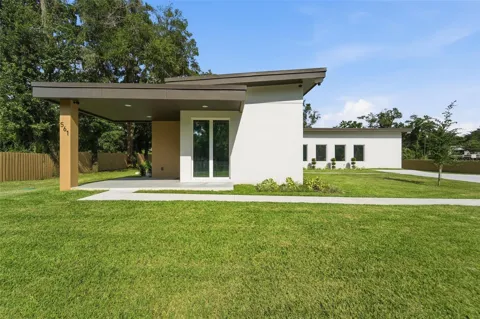 561 THOMPSON ROAD