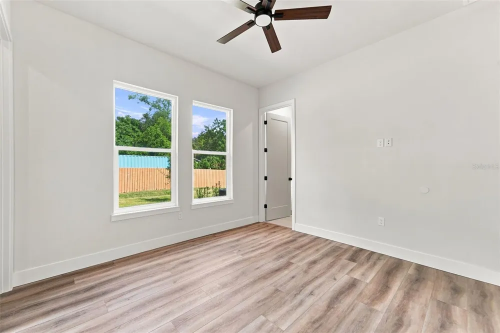 561 THOMPSON ROAD Apopka, FL 32712