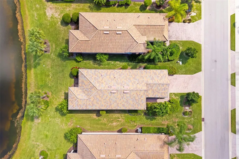 6726 HAVERHILL COURT Bradenton, FL 34202