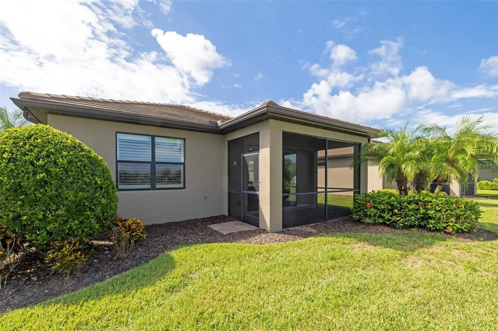 6726 HAVERHILL COURT Bradenton, FL 34202