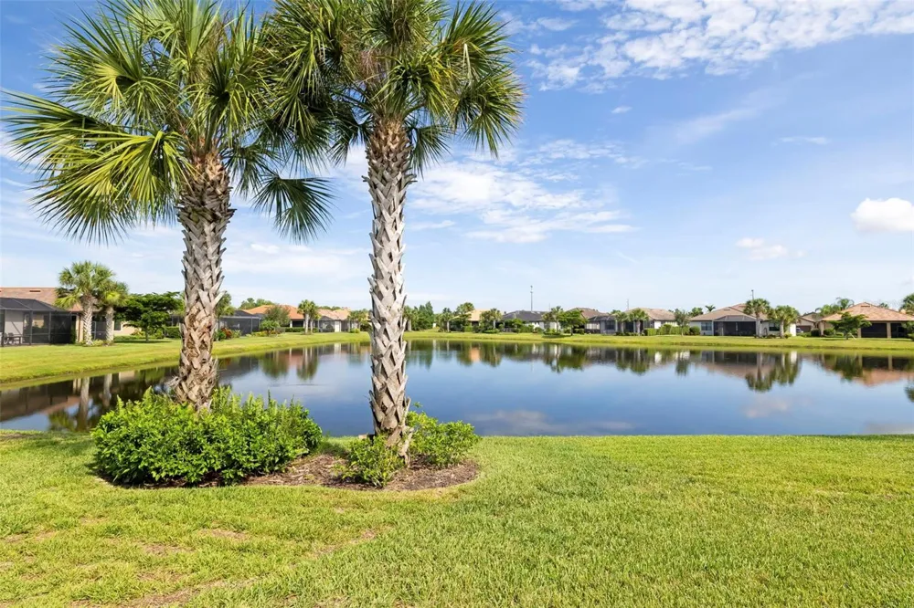 6726 HAVERHILL COURT Bradenton, FL 34202