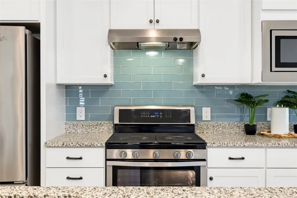 6726 HAVERHILL COURT Bradenton, FL 34202