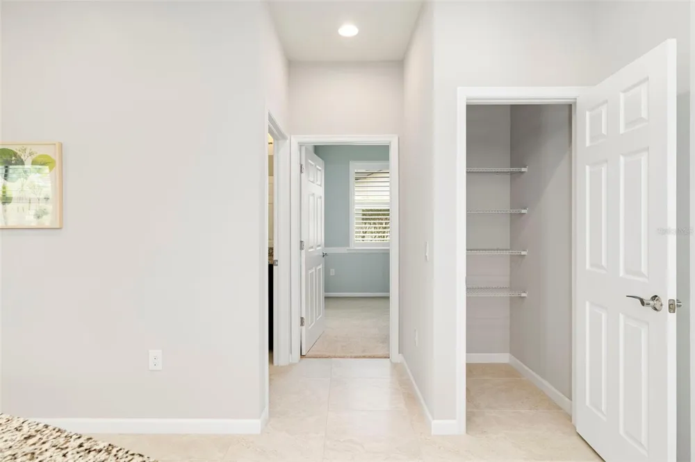 6726 HAVERHILL COURT Bradenton, FL 34202