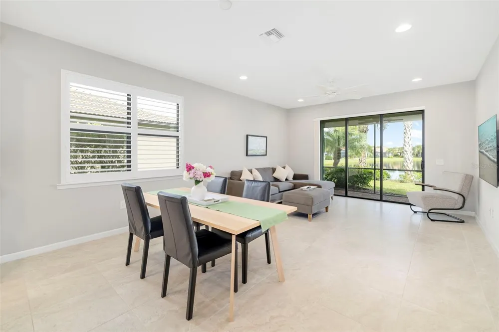 6726 HAVERHILL COURT Bradenton, FL 34202