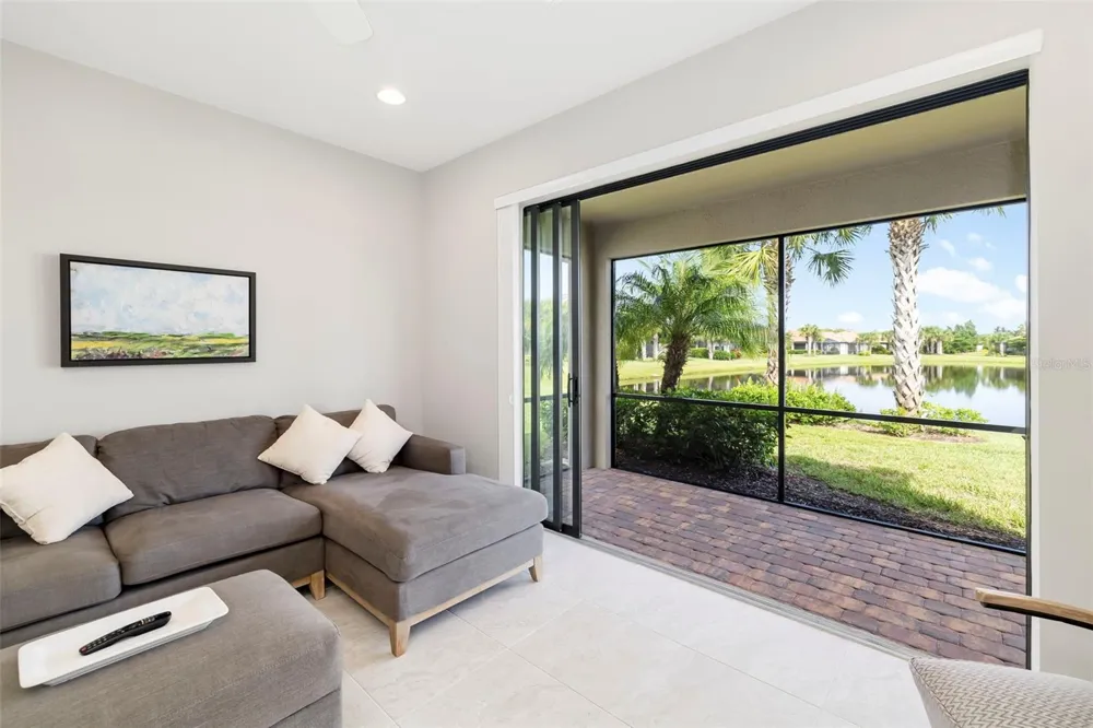6726 HAVERHILL COURT Bradenton, FL 34202