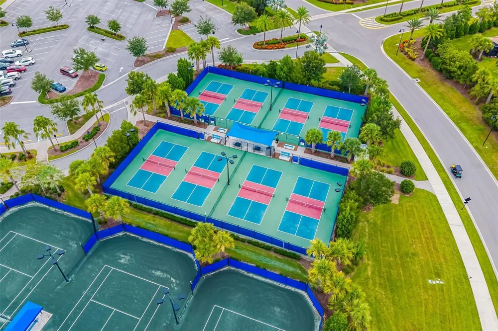 6726 HAVERHILL COURT Bradenton, FL 34202