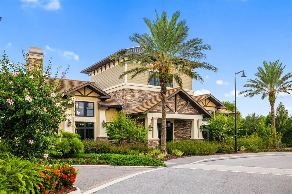 6726 HAVERHILL COURT Bradenton, FL 34202