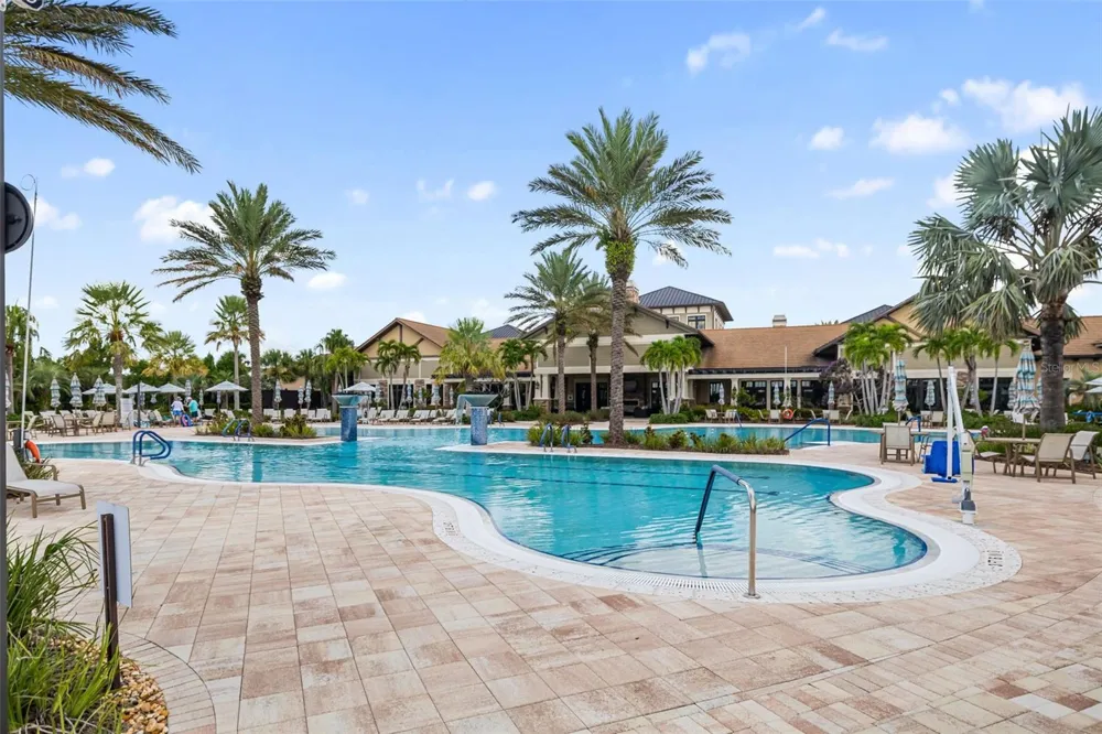 6726 HAVERHILL COURT Bradenton, FL 34202