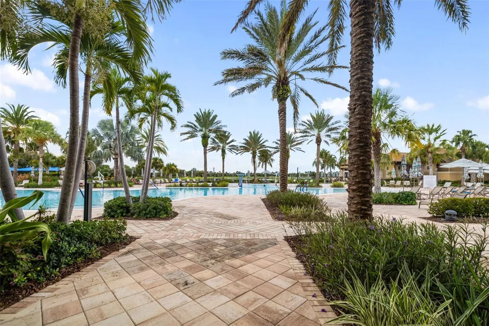6726 HAVERHILL COURT Bradenton, FL 34202
