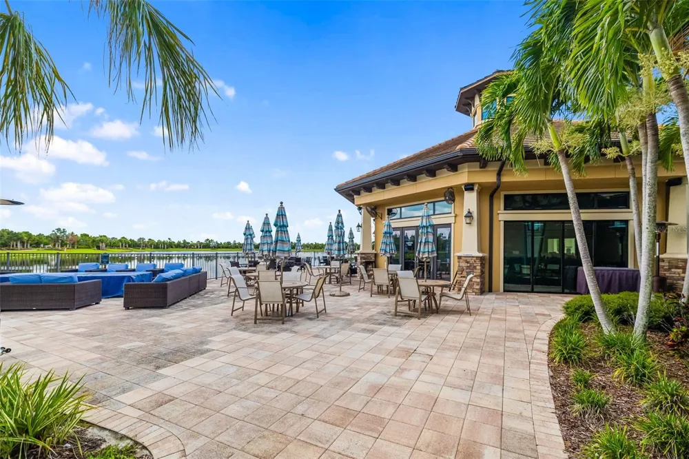 6726 HAVERHILL COURT Bradenton, FL 34202
