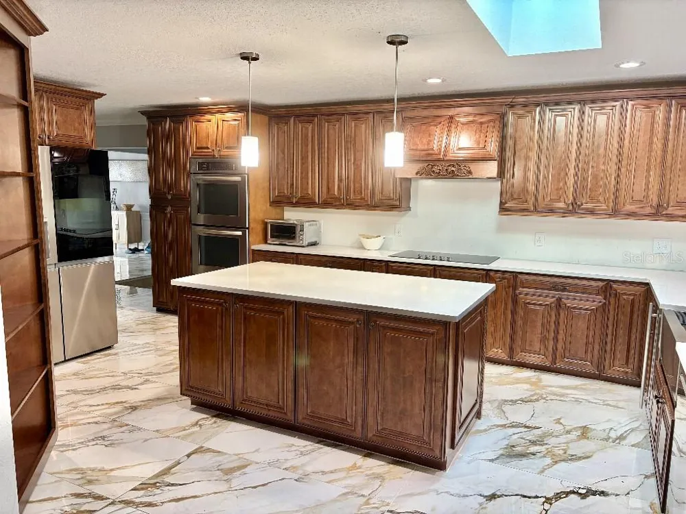 154 LOOKOUT POINT DRIVE Osprey, FL 34229
