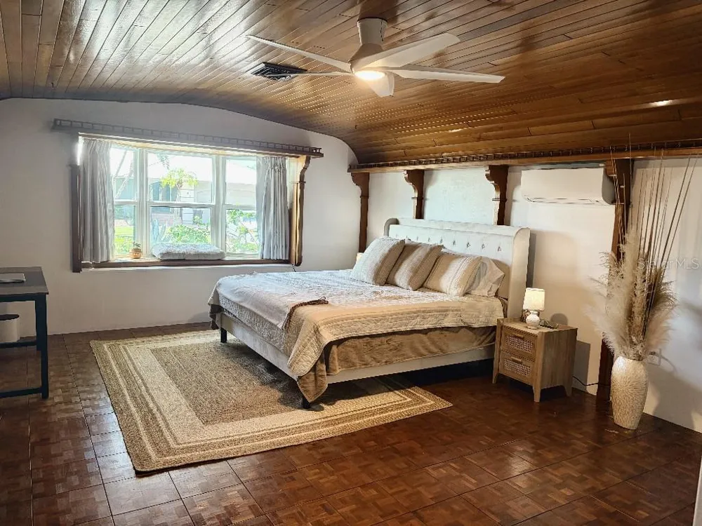 154 LOOKOUT POINT DRIVE Osprey, FL 34229