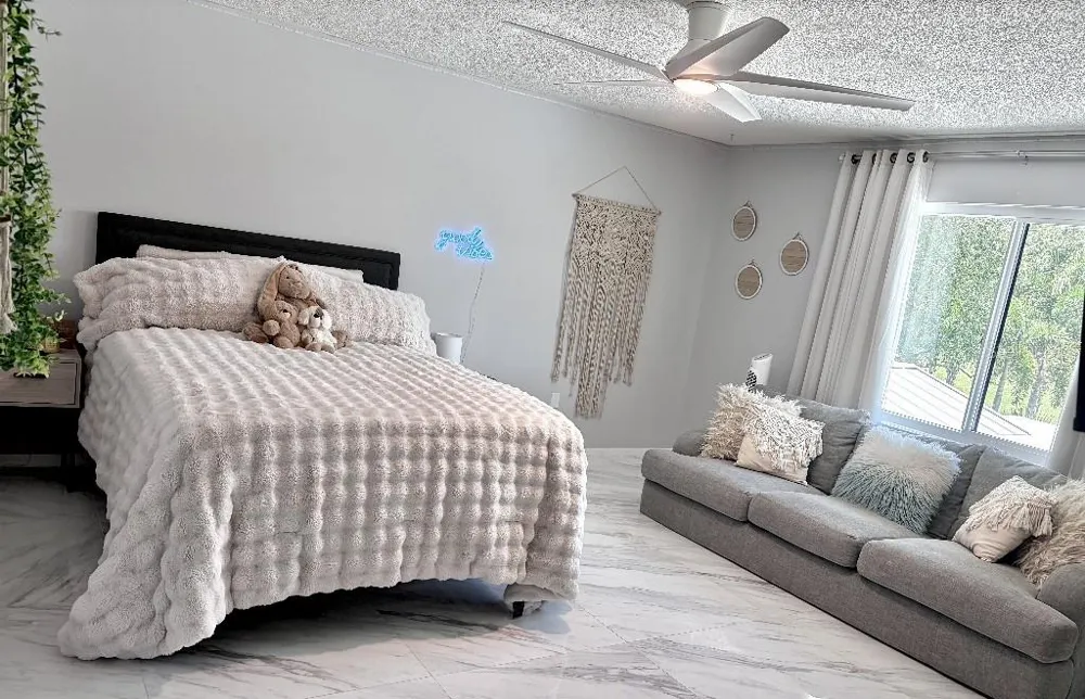 154 LOOKOUT POINT DRIVE Osprey, FL 34229