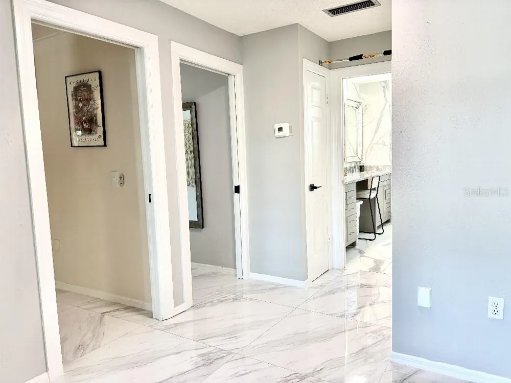 154 LOOKOUT POINT DRIVE Osprey, FL 34229