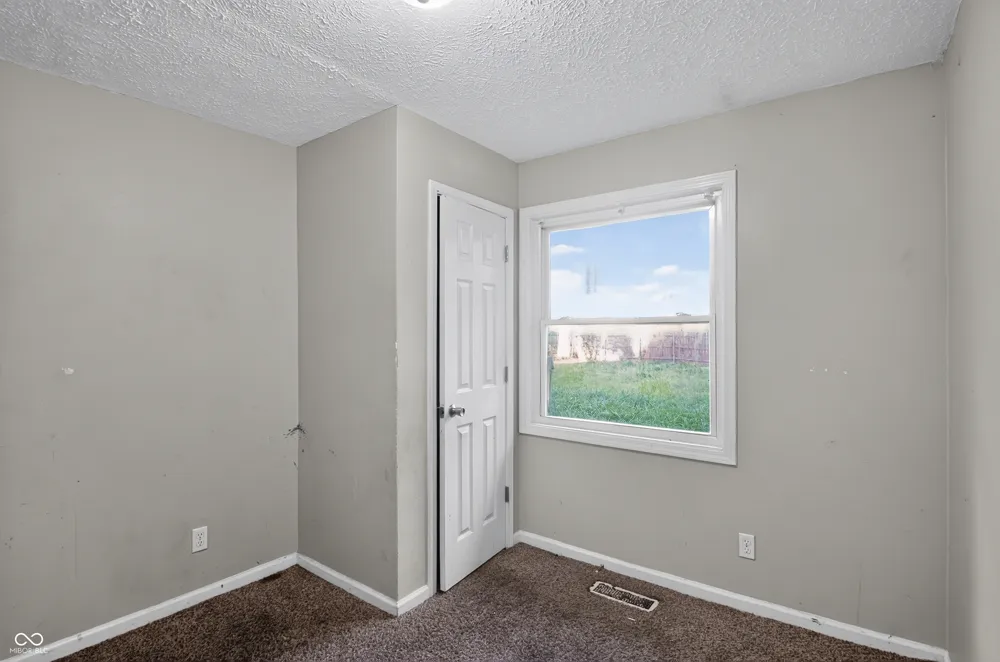 4439 Campbell Avenue Indianapolis, IN 46226