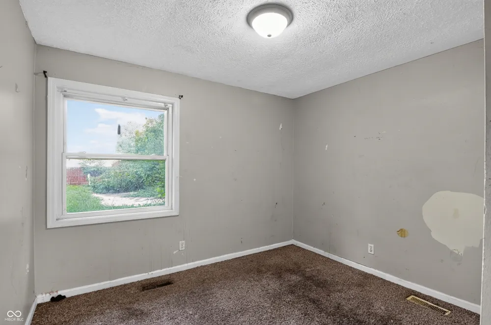 4439 Campbell Avenue Indianapolis, IN 46226