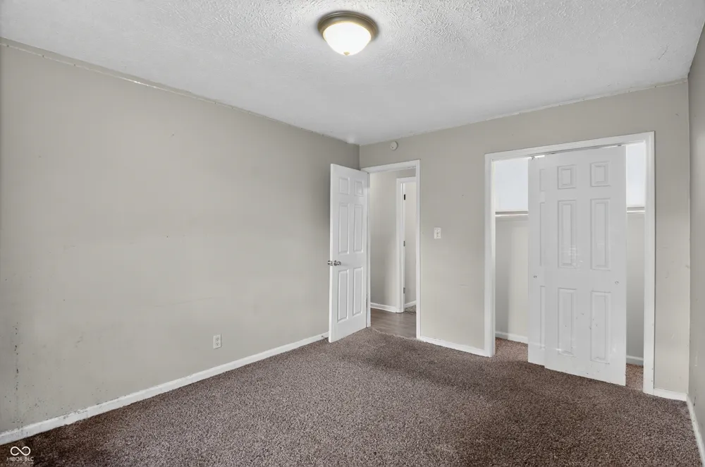 4439 Campbell Avenue Indianapolis, IN 46226