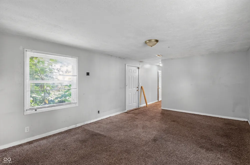 4439 Campbell Avenue Indianapolis, IN 46226