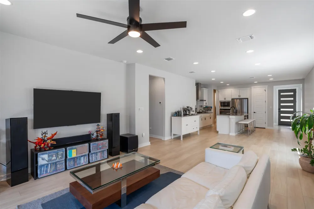 2224 Nightjar Song Drive Leander, TX 78641