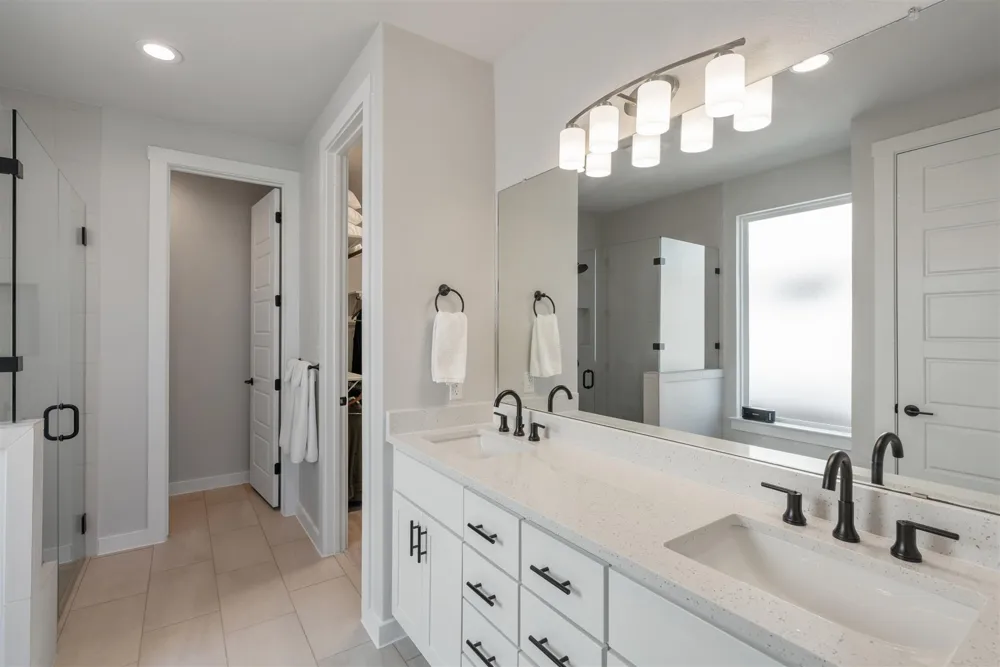 2224 Nightjar Song Drive Leander, TX 78641