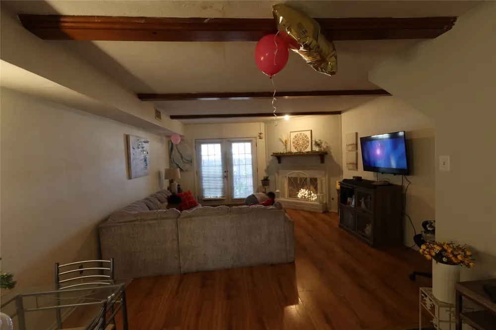 900 S Weatherred Drive #900F Richardson, TX 75080