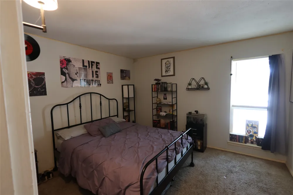 900 S Weatherred Drive #900F Richardson, TX 75080