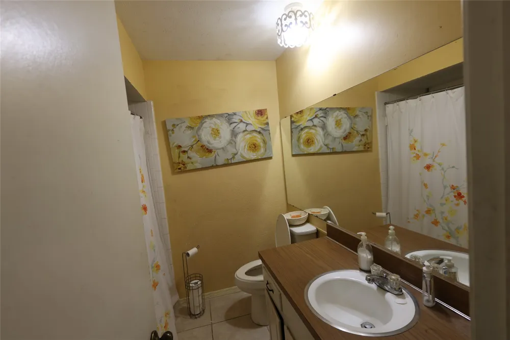 900 S Weatherred Drive #900F Richardson, TX 75080