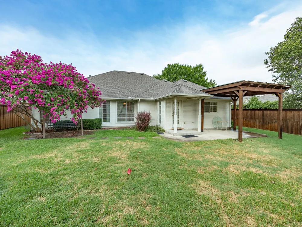 510 Hanover Drive Waxahachie, TX 75165