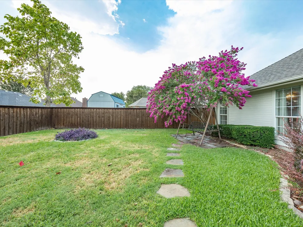 510 Hanover Drive Waxahachie, TX 75165