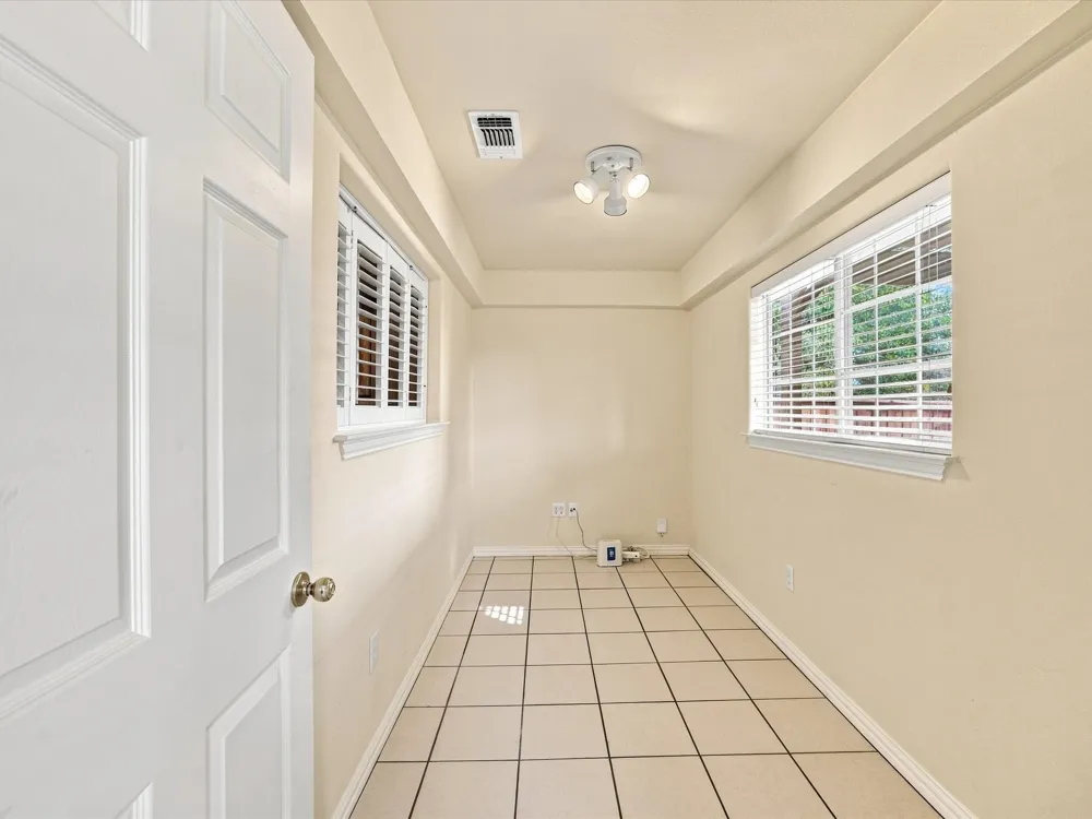 510 Hanover Drive Waxahachie, TX 75165