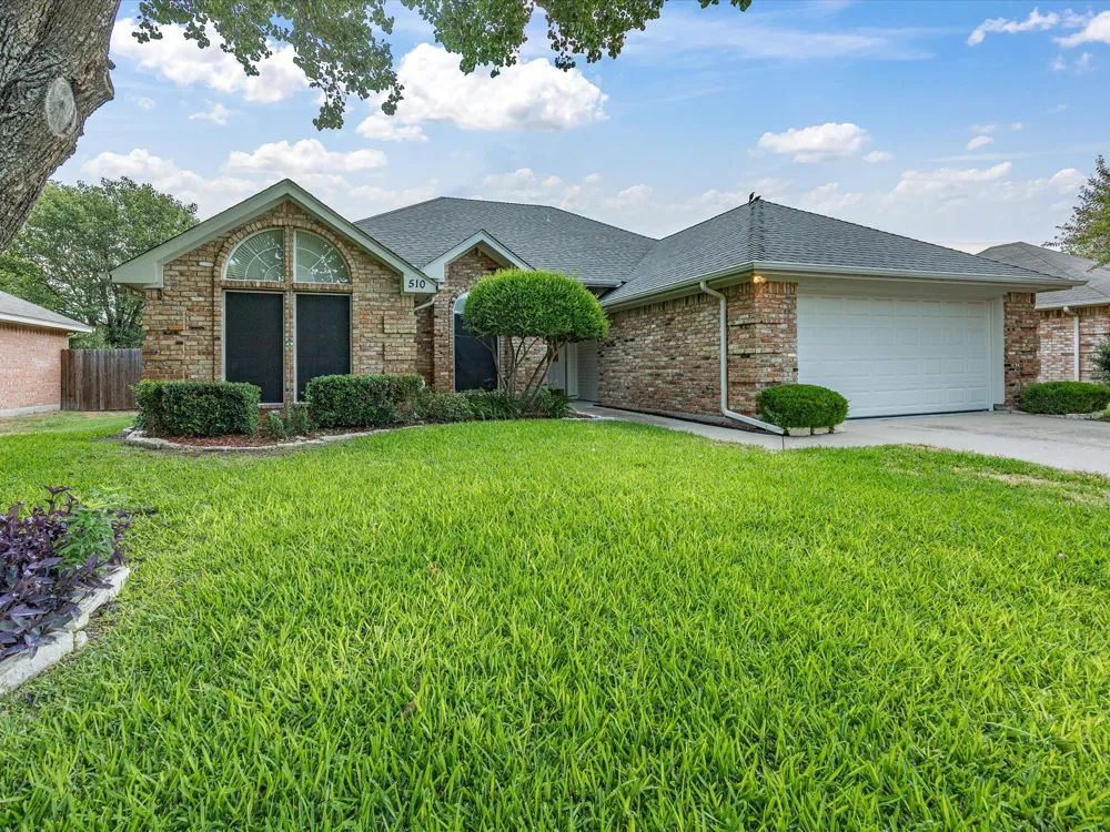 510 Hanover Drive Waxahachie, TX 75165