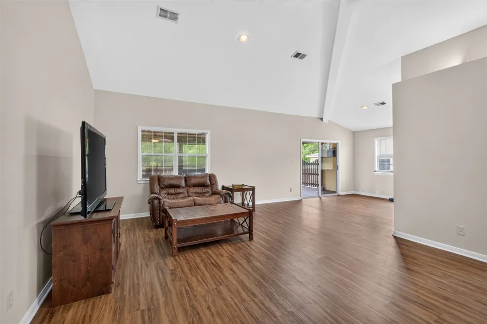 5905 Highway 175 Frierson, LA 71027