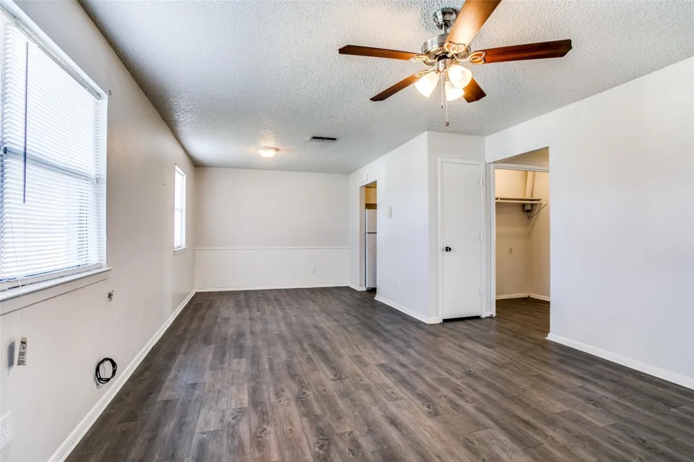 105 Peach Street #B Crowley, TX 76036