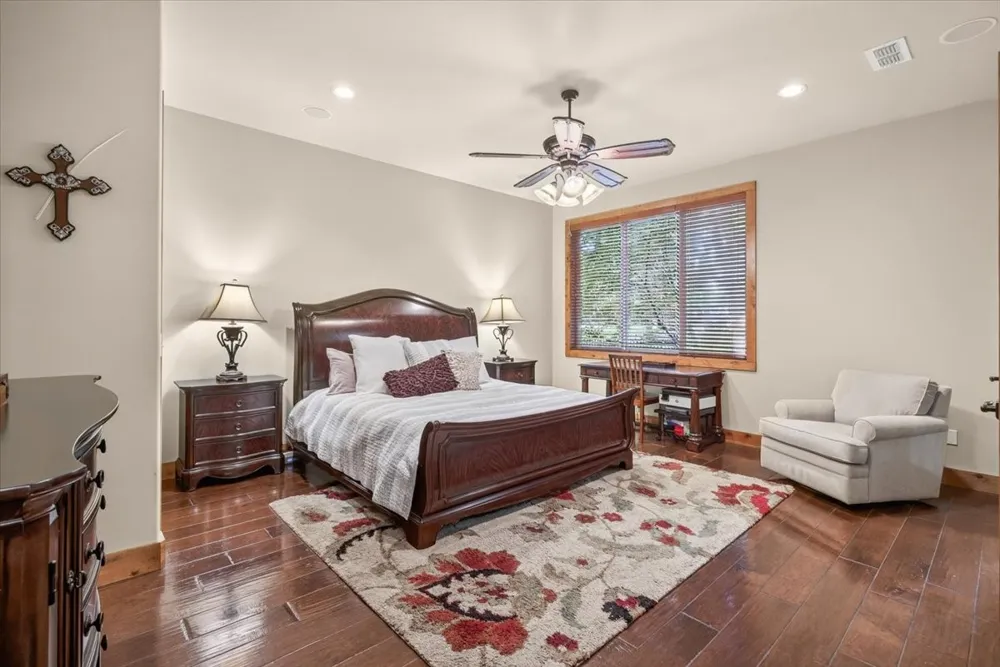 117 Arrowhead Way Mabank, TX 75156