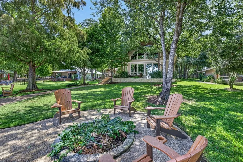 117 Arrowhead Way Mabank, TX 75156