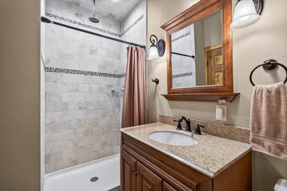 117 Arrowhead Way Mabank, TX 75156