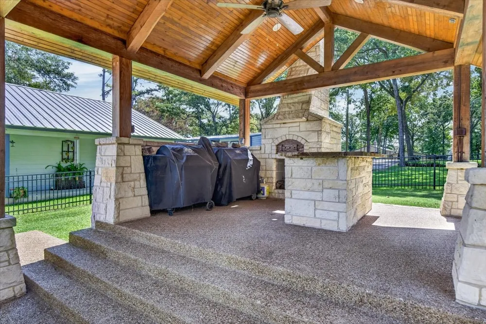 117 Arrowhead Way Mabank, TX 75156
