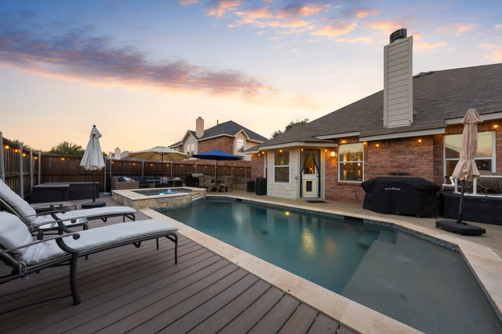 1513 Snow Trail Lewisville, TX 75077