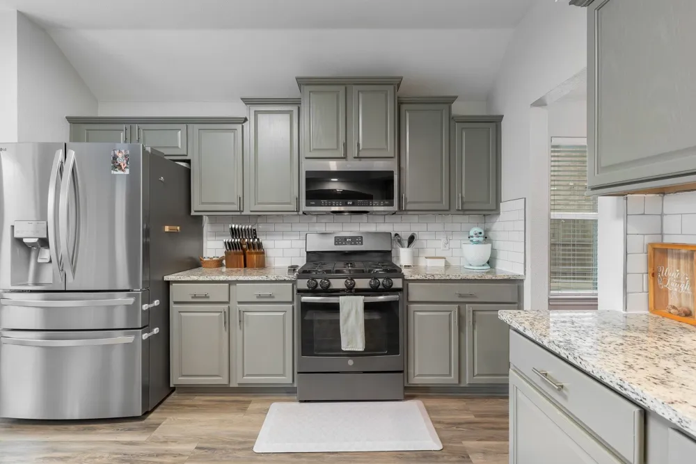 1513 Snow Trail Lewisville, TX 75077