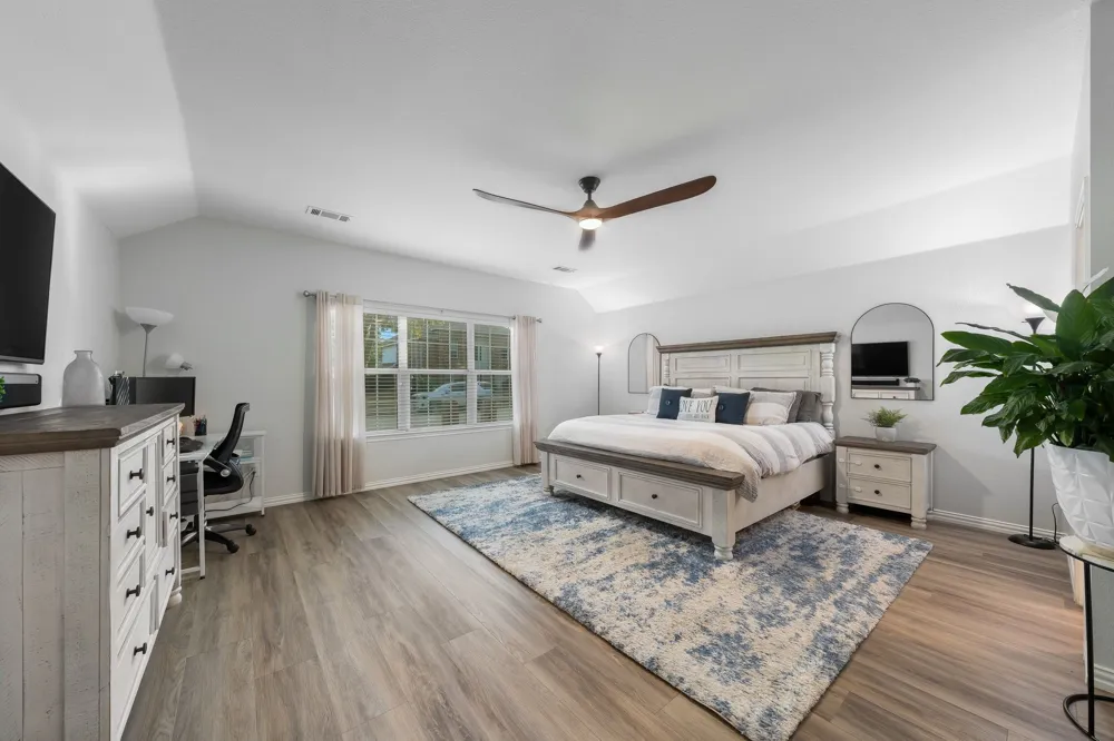 1513 Snow Trail Lewisville, TX 75077