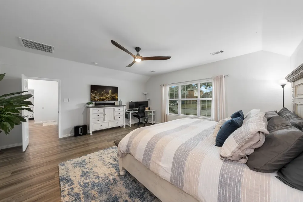 1513 Snow Trail Lewisville, TX 75077