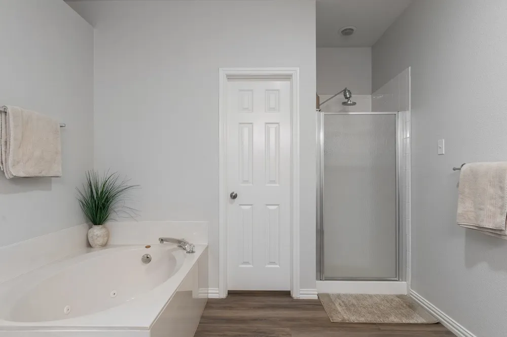 1513 Snow Trail Lewisville, TX 75077