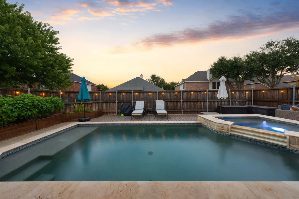 1513 Snow Trail Lewisville, TX 75077