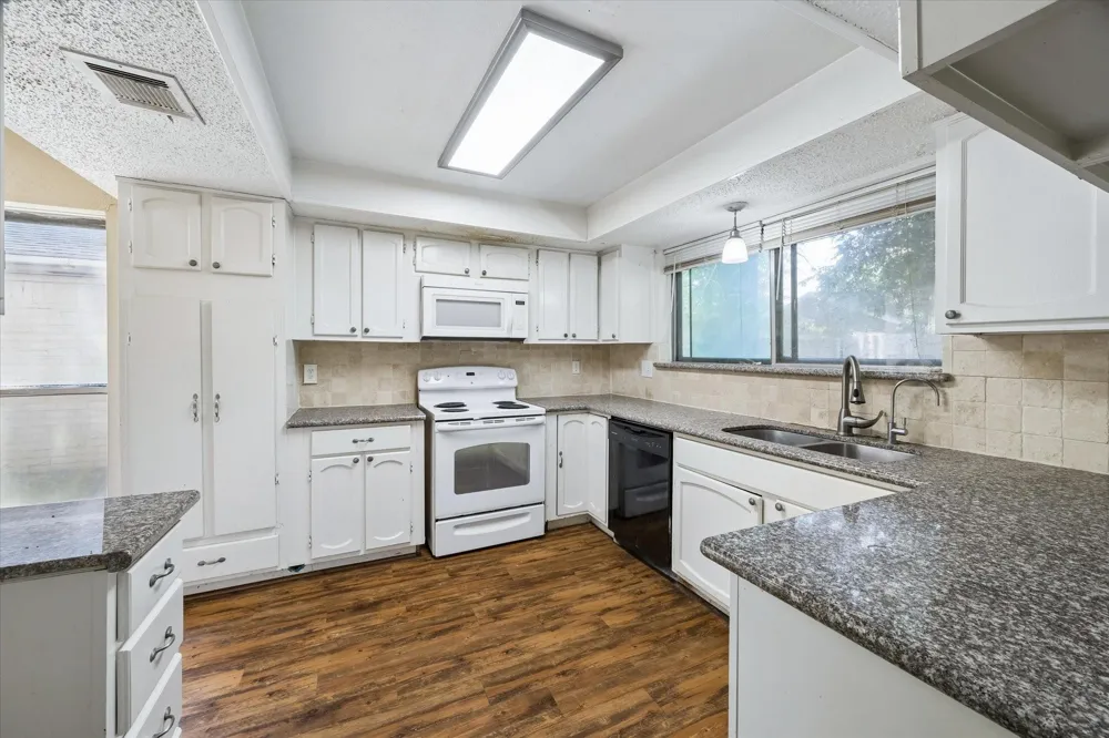 23423 Canyon Lake Drive Spring, TX 77373