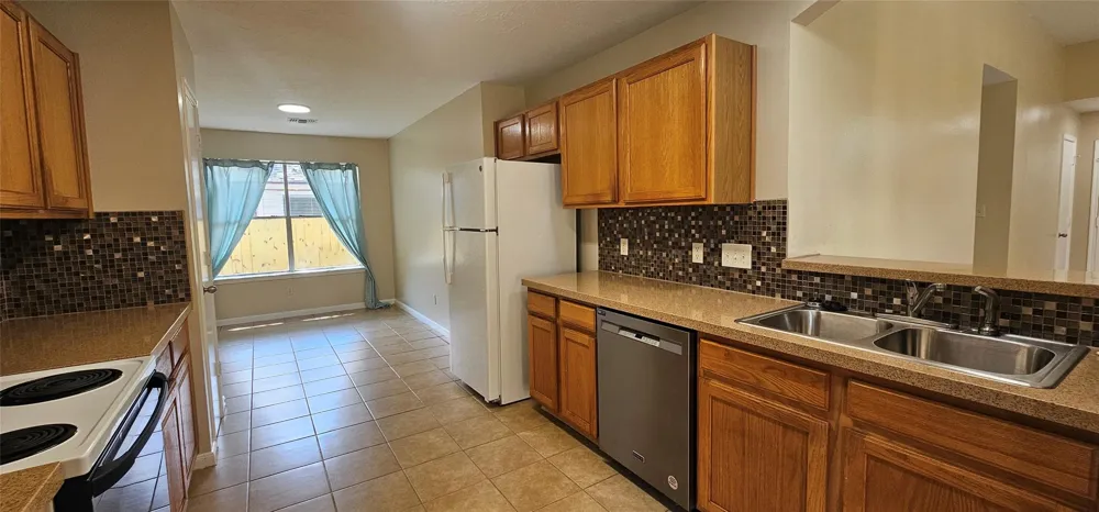 10538 Twin Circles Drive Montgomery, TX 77356