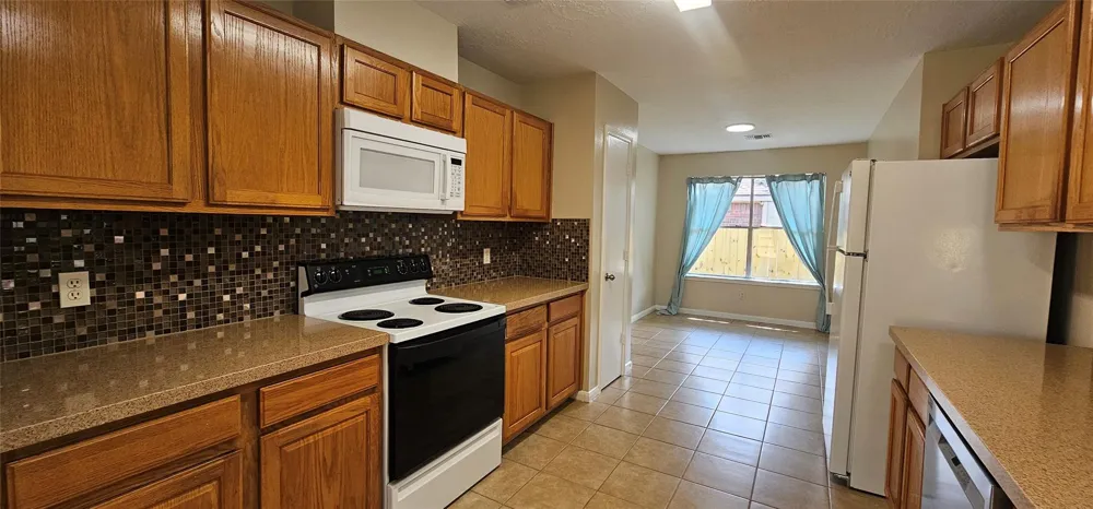 10538 Twin Circles Drive Montgomery, TX 77356