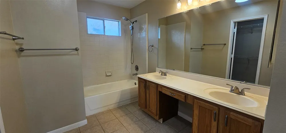 10538 Twin Circles Drive Montgomery, TX 77356